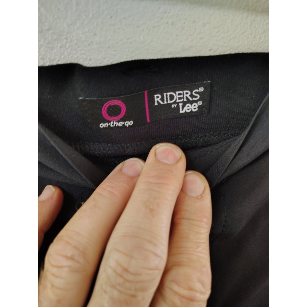 Riders by Lee On-The-Go Black Skort Womens‎ Size 6M Active Travel W40MY08